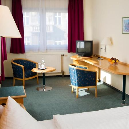 Hotel Berlin - Greenline Hotel Zossen Kültér fotó