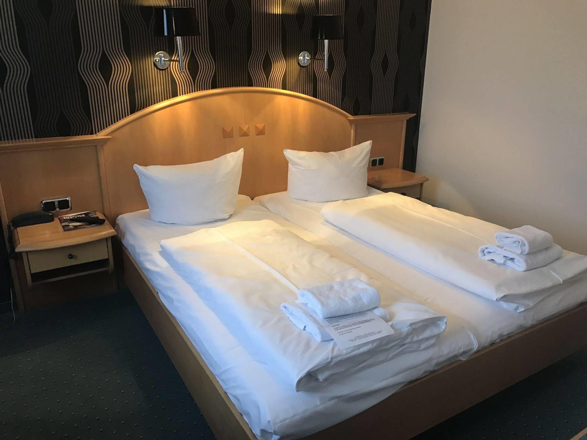 Hotel Berlin - Greenline Hotel Zossen Kültér fotó
