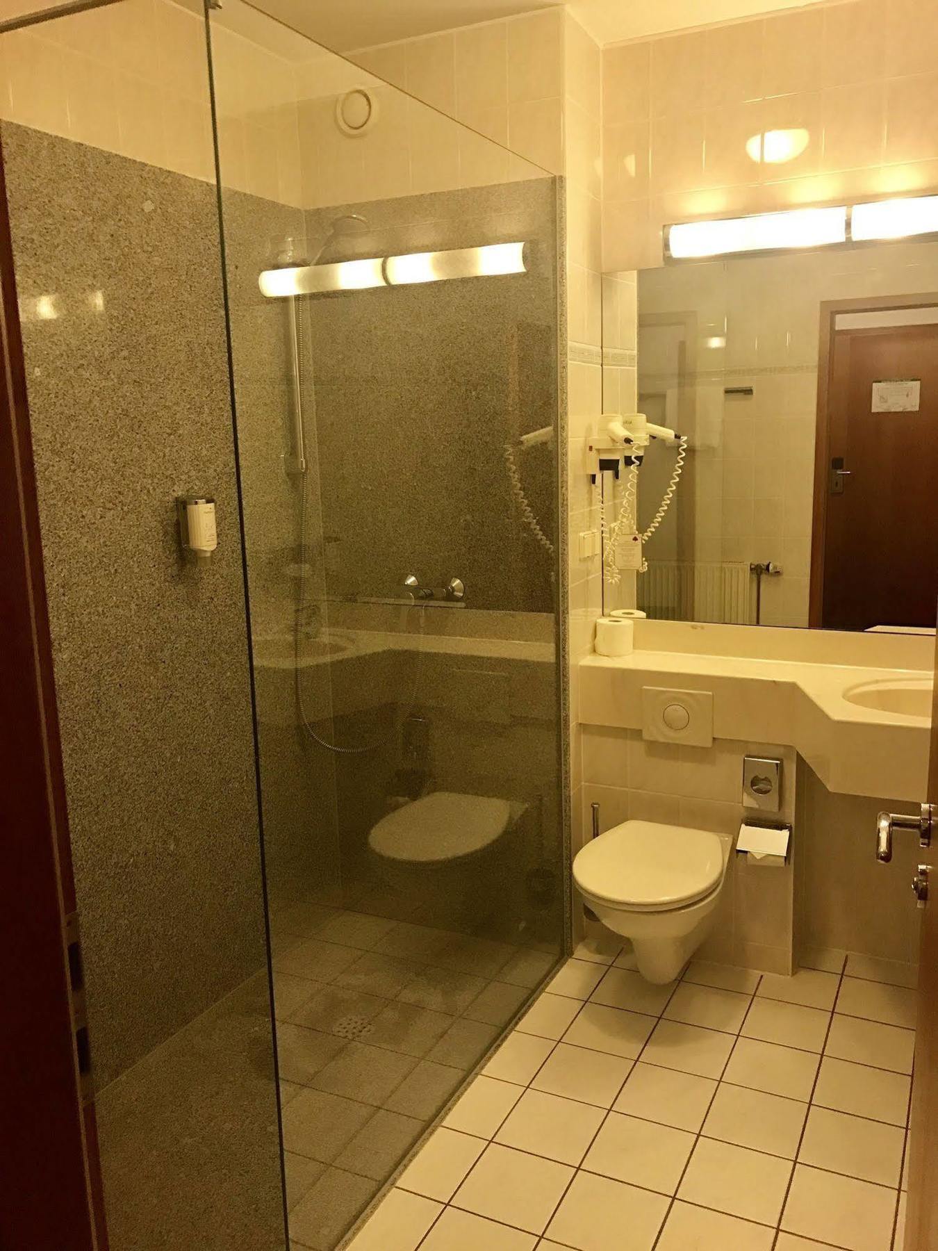 Hotel Berlin - Greenline Hotel Zossen Kültér fotó