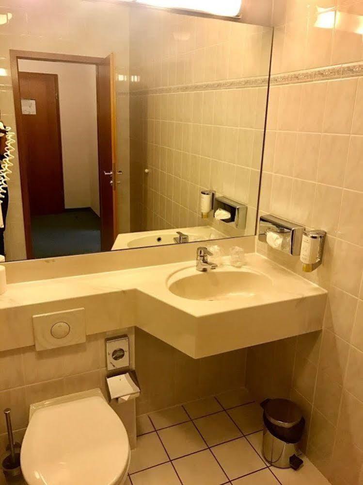 Hotel Berlin - Greenline Hotel Zossen Kültér fotó